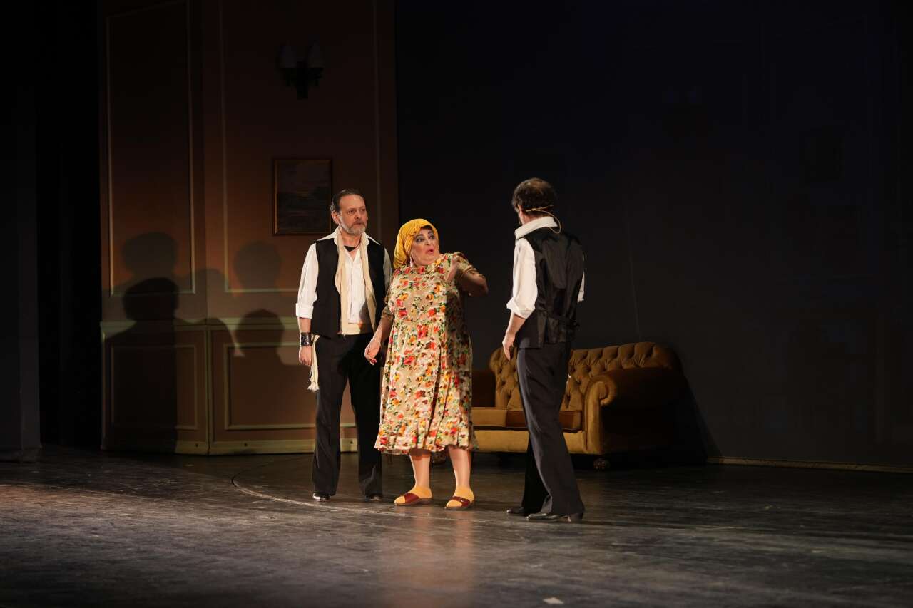 Eskişehir Şehir Tiyatroları’ndan Haldun Dormen’e veda: “Bayrak artık bizde şekerim” 6